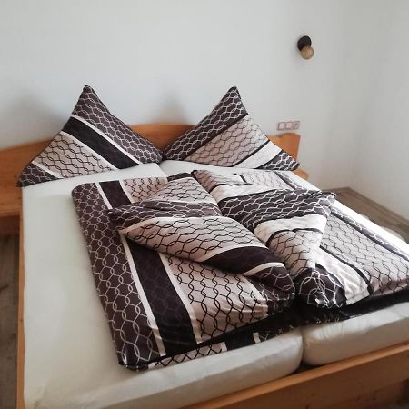 Ferienwohnung "Zum See" Маурах Екстериор снимка