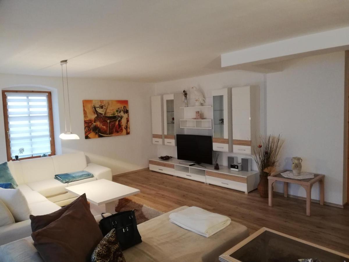 Ferienwohnung "Zum See" Маурах Екстериор снимка